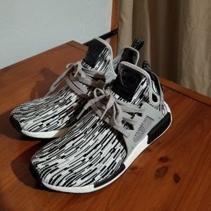 Adidas NMD XR1 sz 12 black white slightly worn